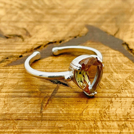 Adjustable Zultanite Ladies Ring