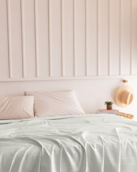 Double 100% Cotton Pike Blanket - Soft Woven Bed Coverlet