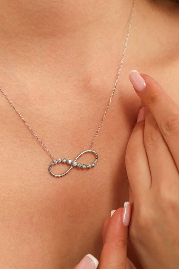 925 Sterling Silver Zircon Infinity Necklace - Timeless Elegance