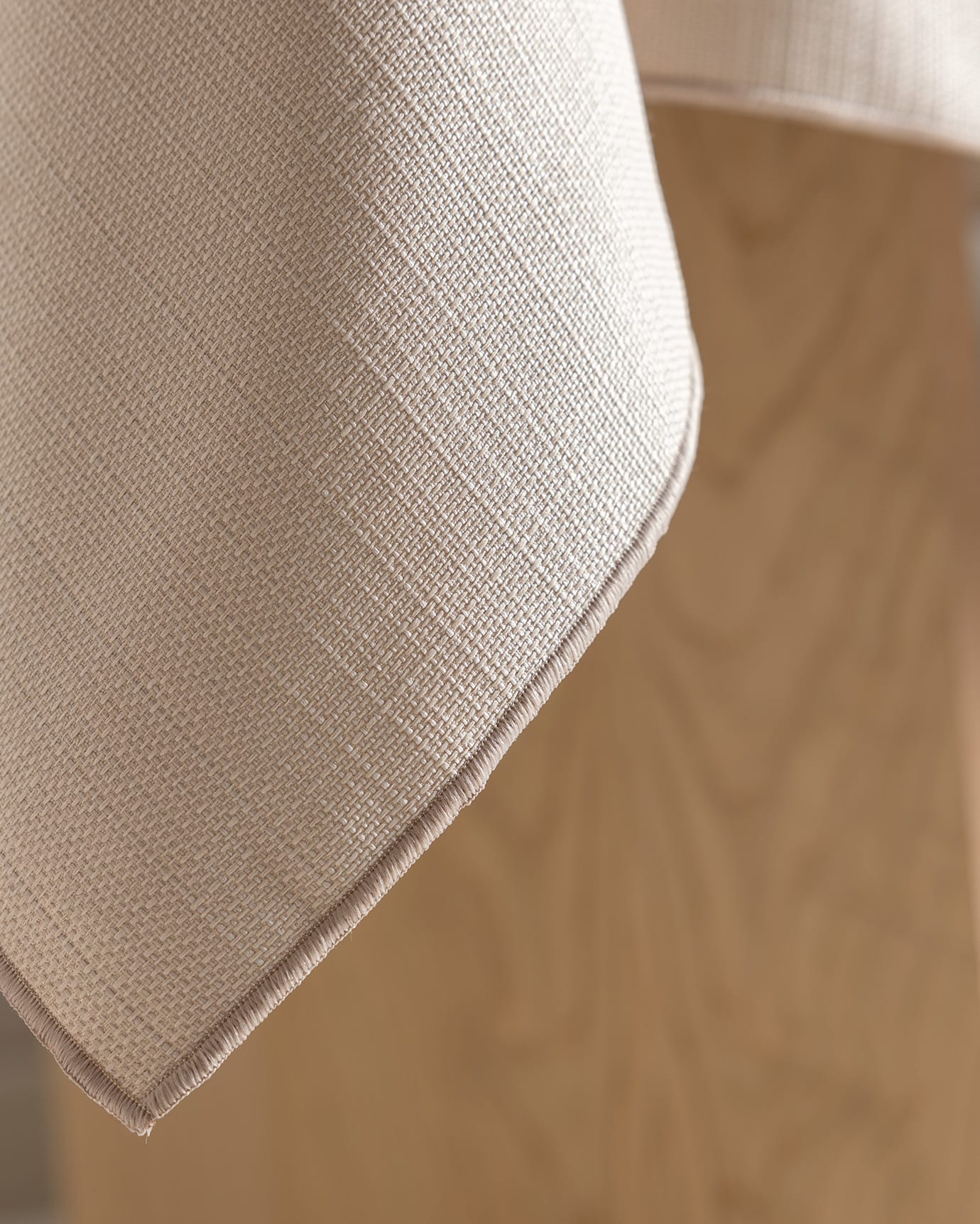 Nostang Pattern Tablecloth - Elegant Dining Room Linen Decor