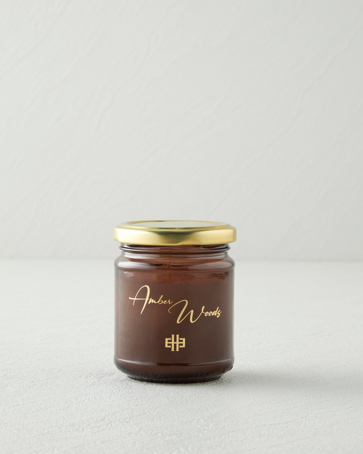 Professional Grade Aromatic Amber Woods Scented Candle