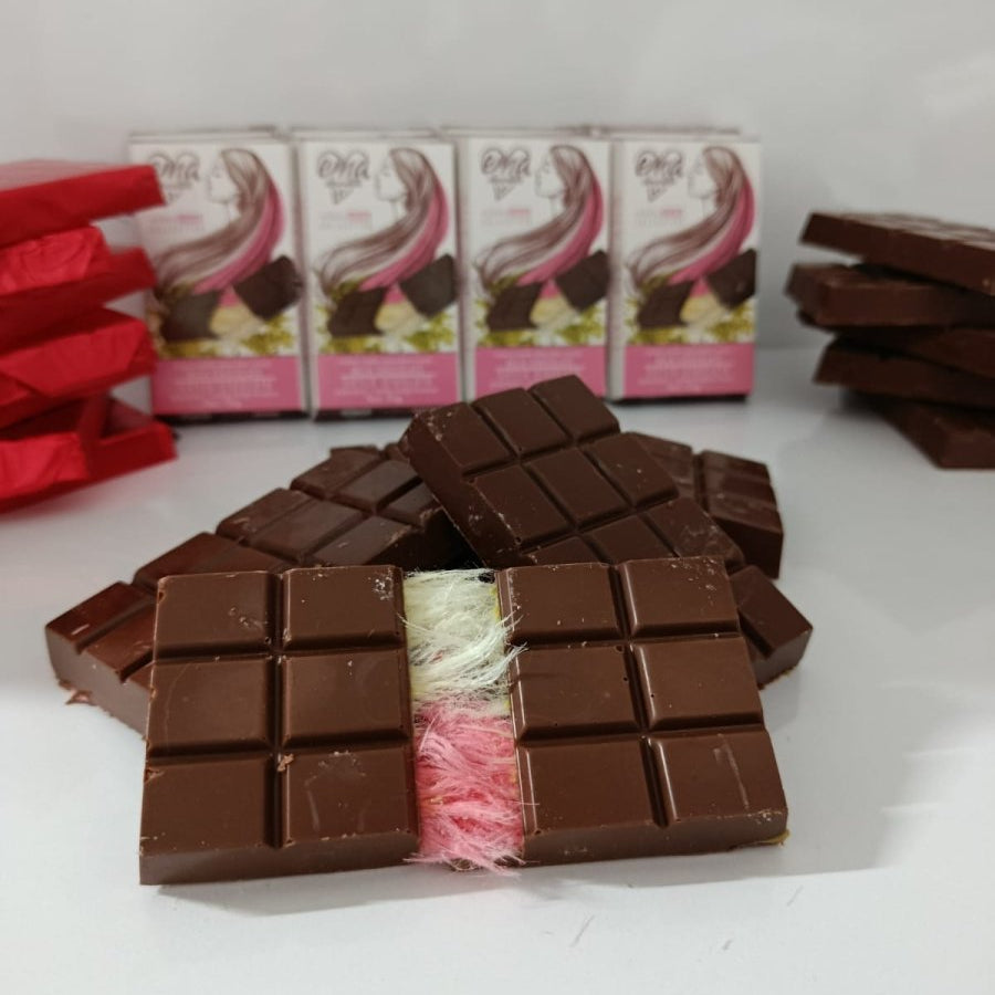 ピスタチオと綿菓子入りエンジェルヘアミルクチョコレート - 55gr