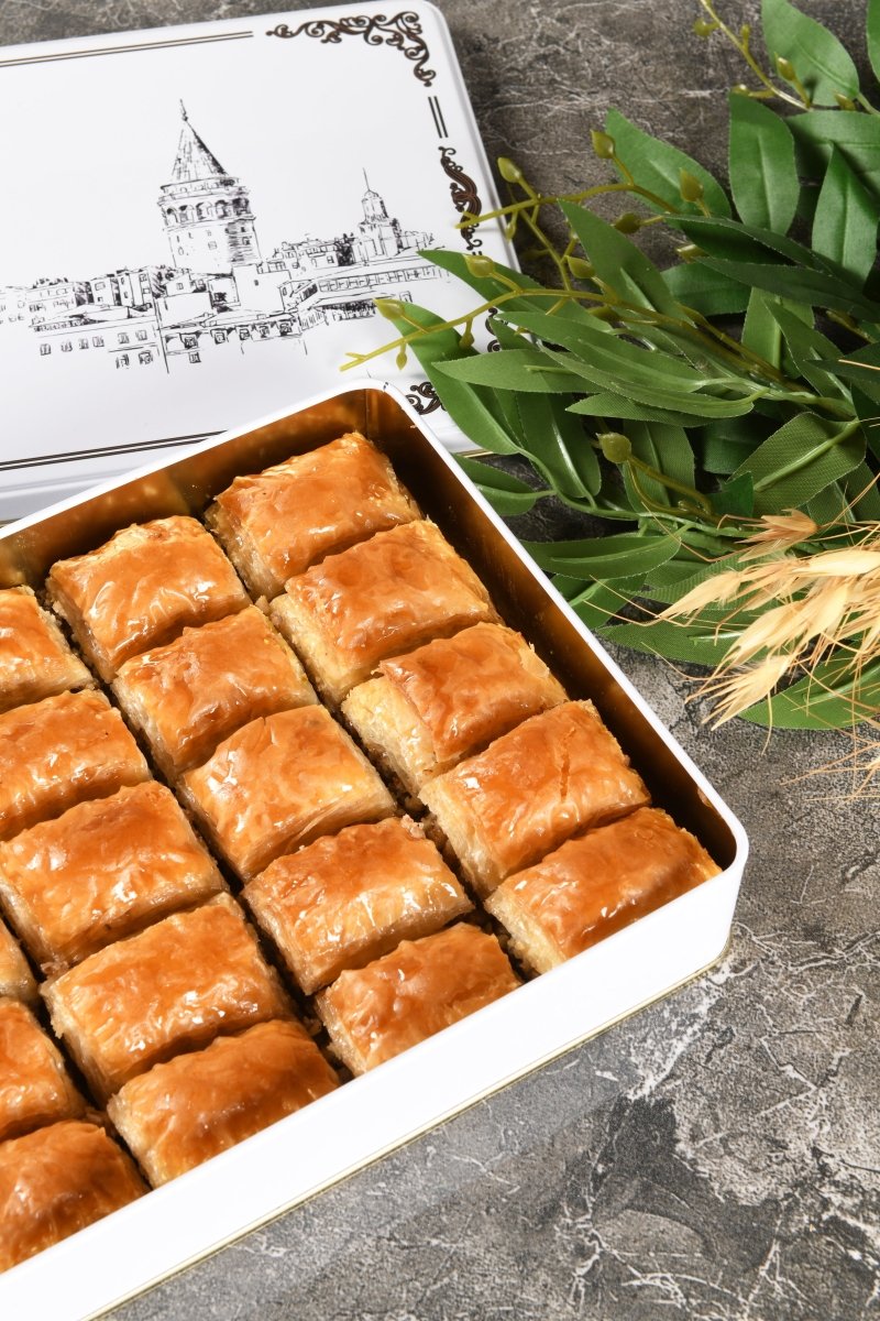 Asi | Walnut Baklava in Gift Metal Box