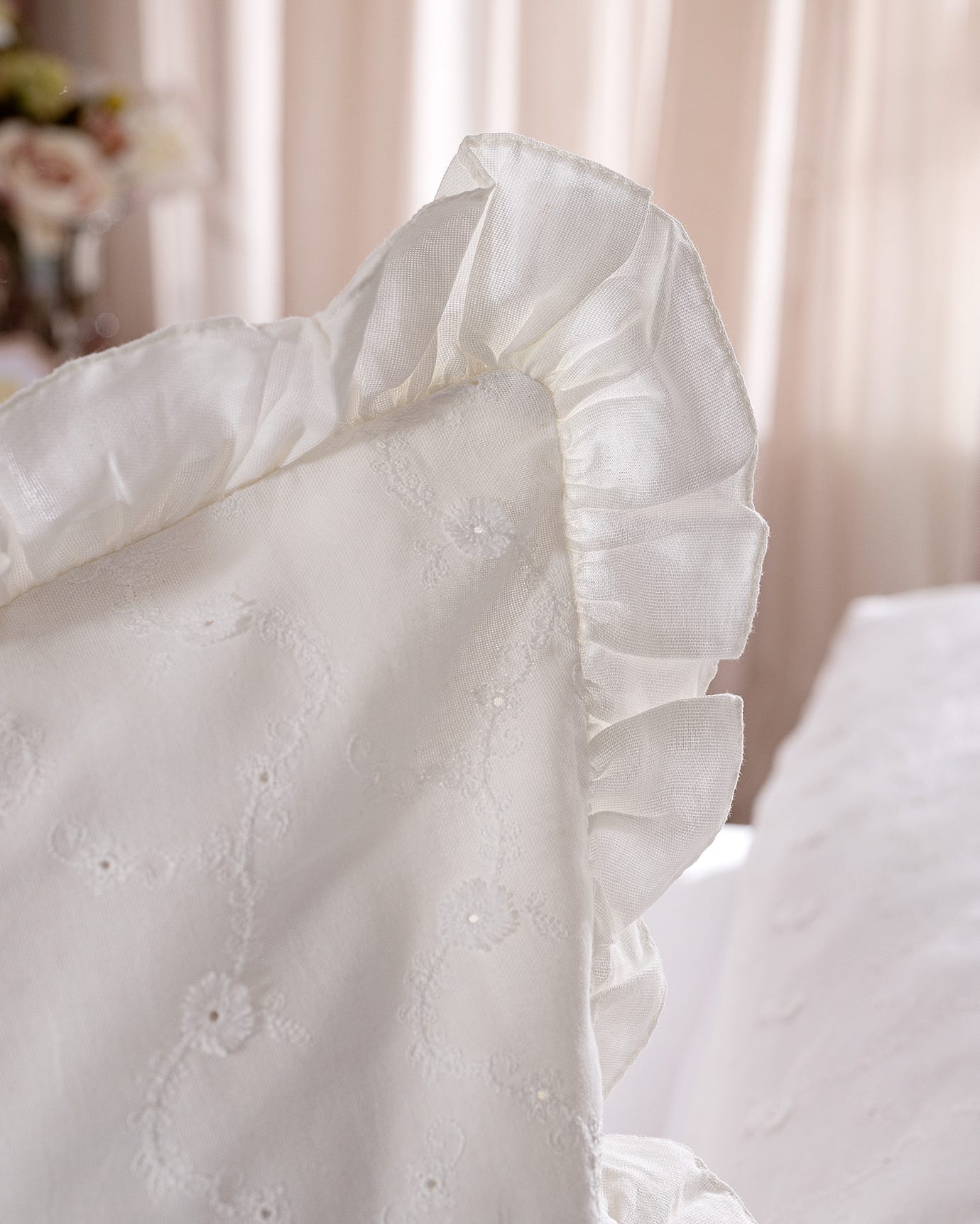 100% Cotton Double Duvet Cover Set - Embroidered Saule Collection