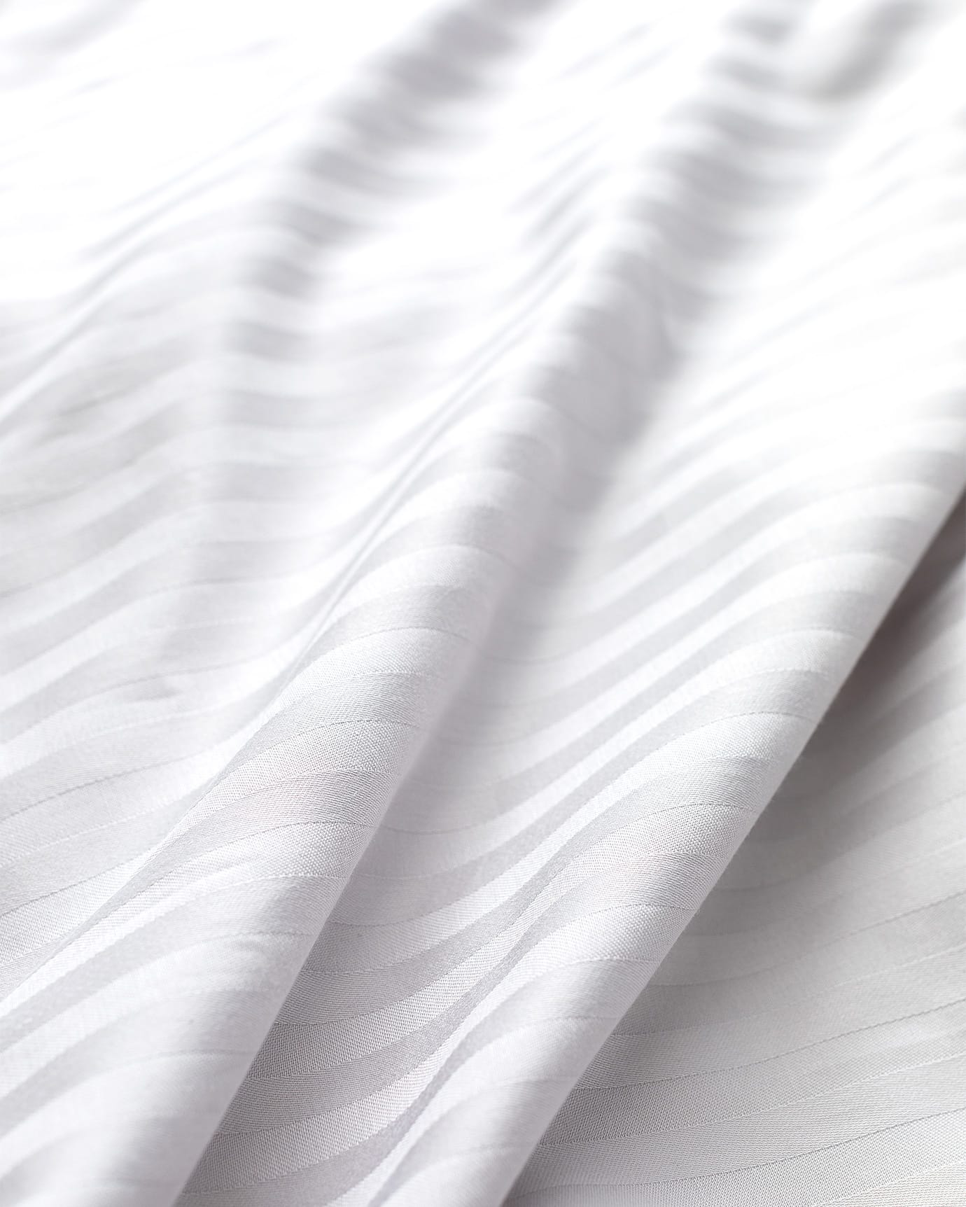 Queen Satin Striped Duvet Cover Set - Light Gray