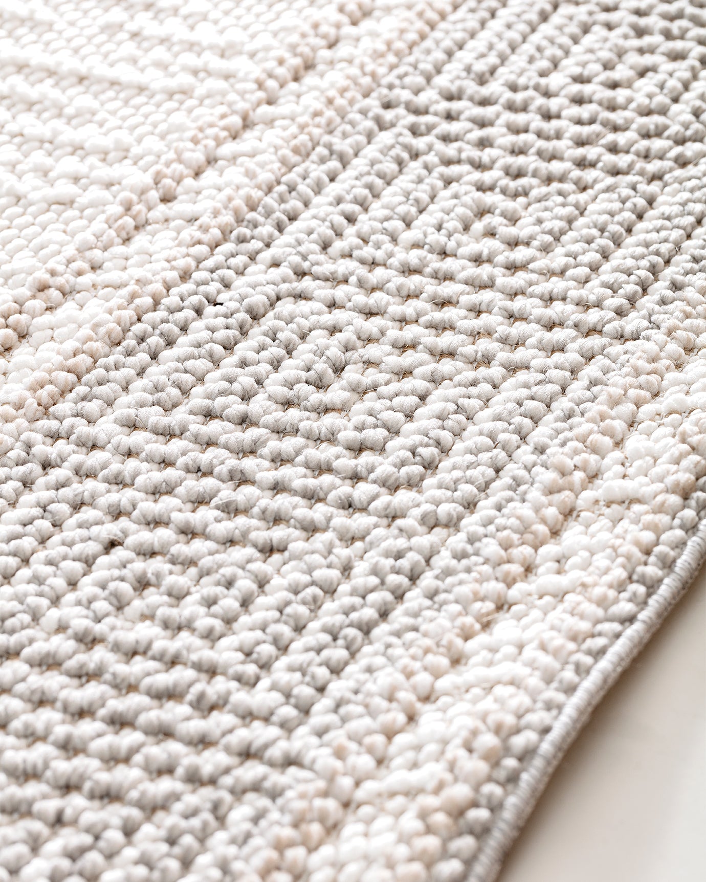 Polyester Area Rug - Durable & Modern Neutral Design