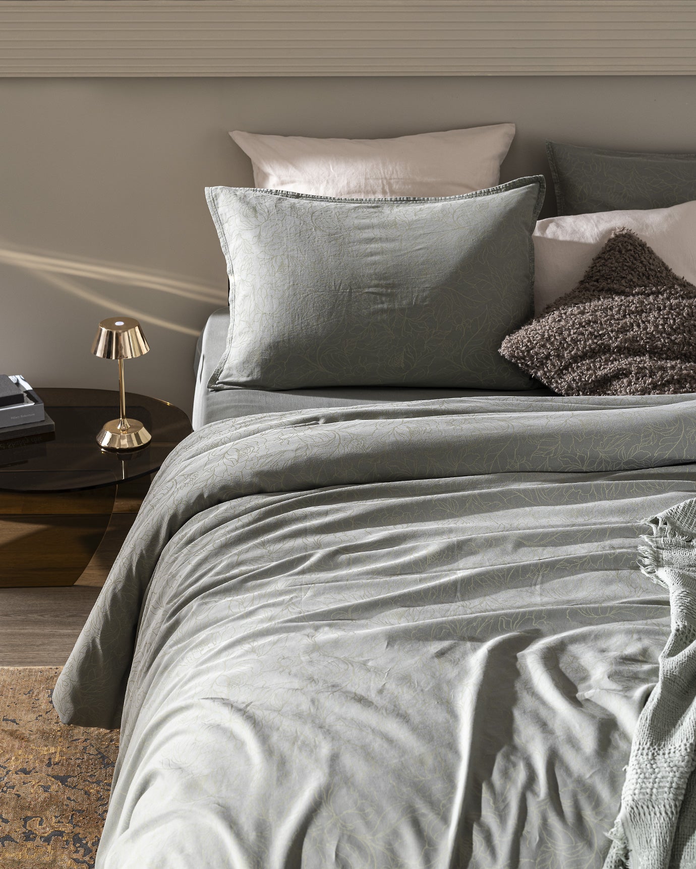 Luxurious 100% Cotton King Size Duvet Cover Set - Soft Printed Design