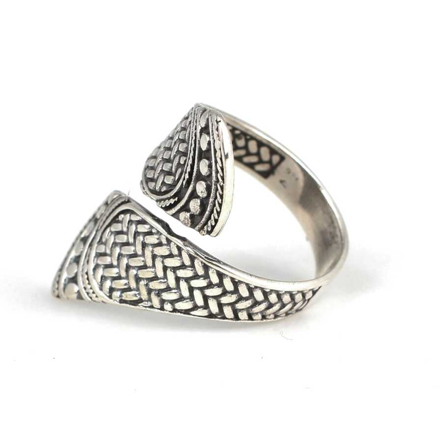 925 Sterling Silver Adjustable Ring - Detailed Cast Design