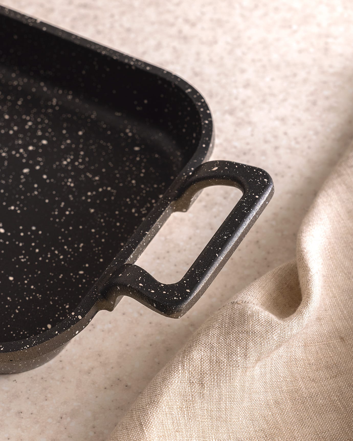 18 cm Black Nonstick Fry Pan Skillet - Small Cookware