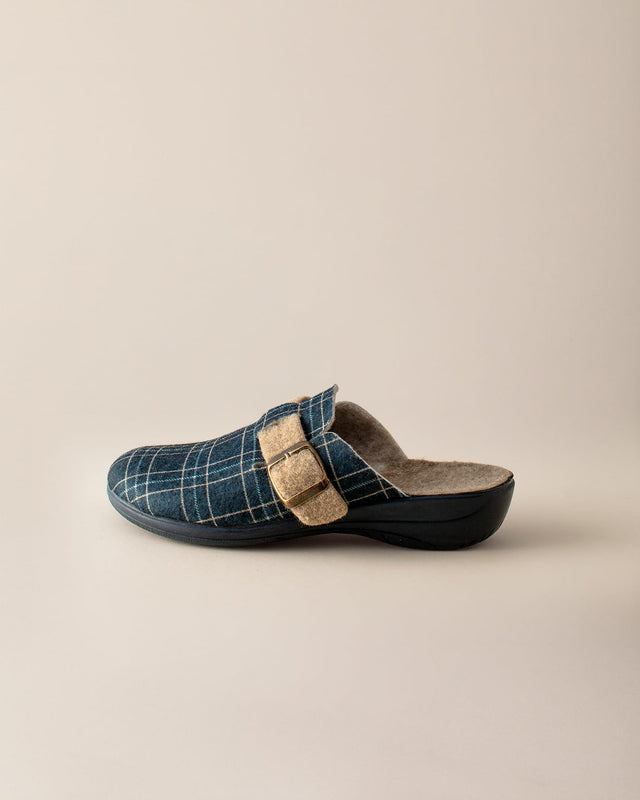 Sincere Women's Plush Comfort Slipper