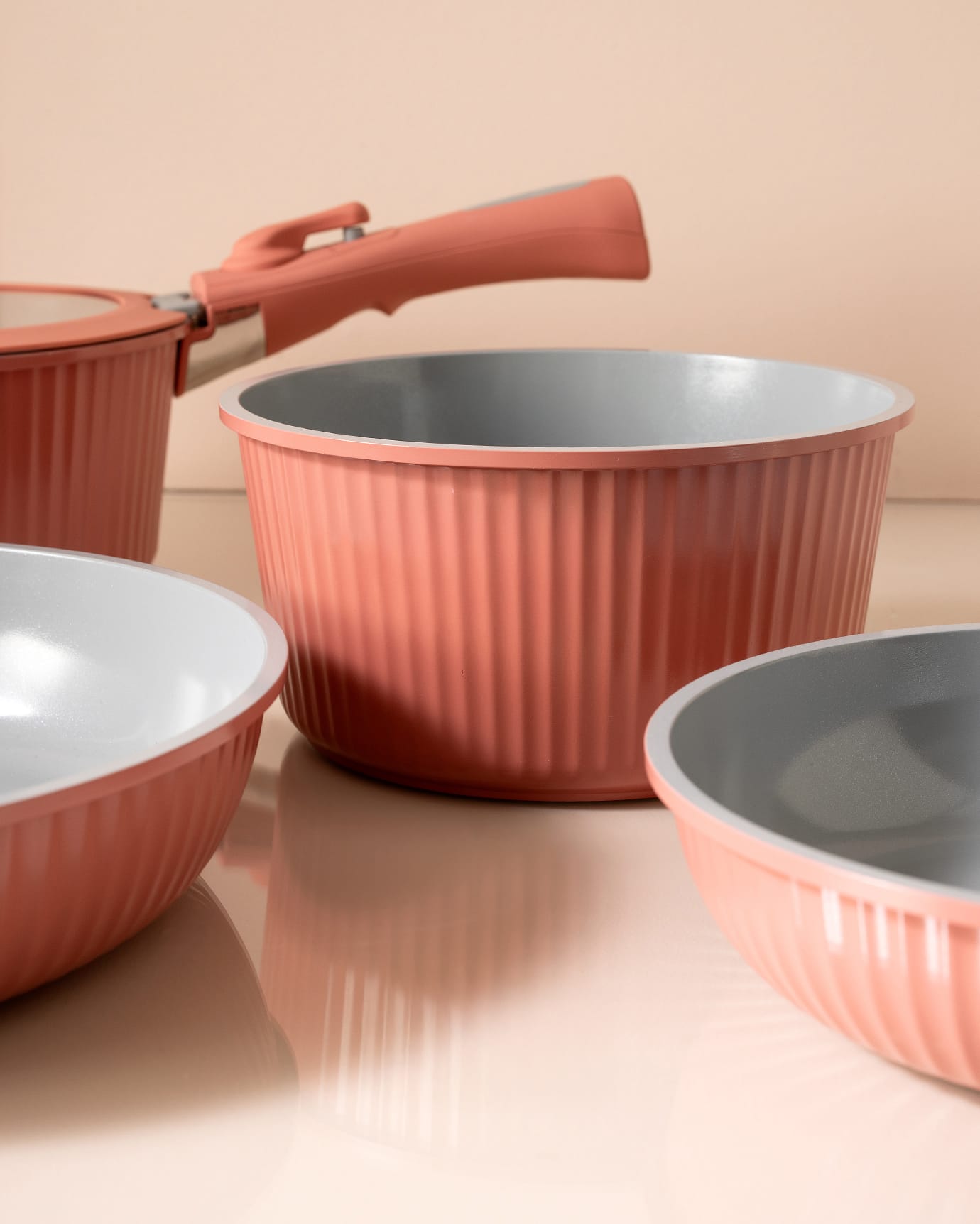 9 Piece Premium Cookware Set - Durable Kitchen Pot Collection