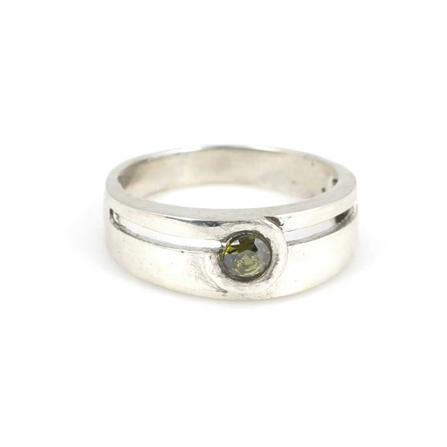 Elegant 925 Sterling Silver Green Gemstone Dual Ring
