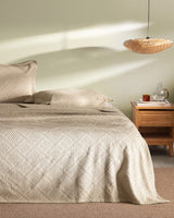 King Size Triangle Pattern Bed Cover