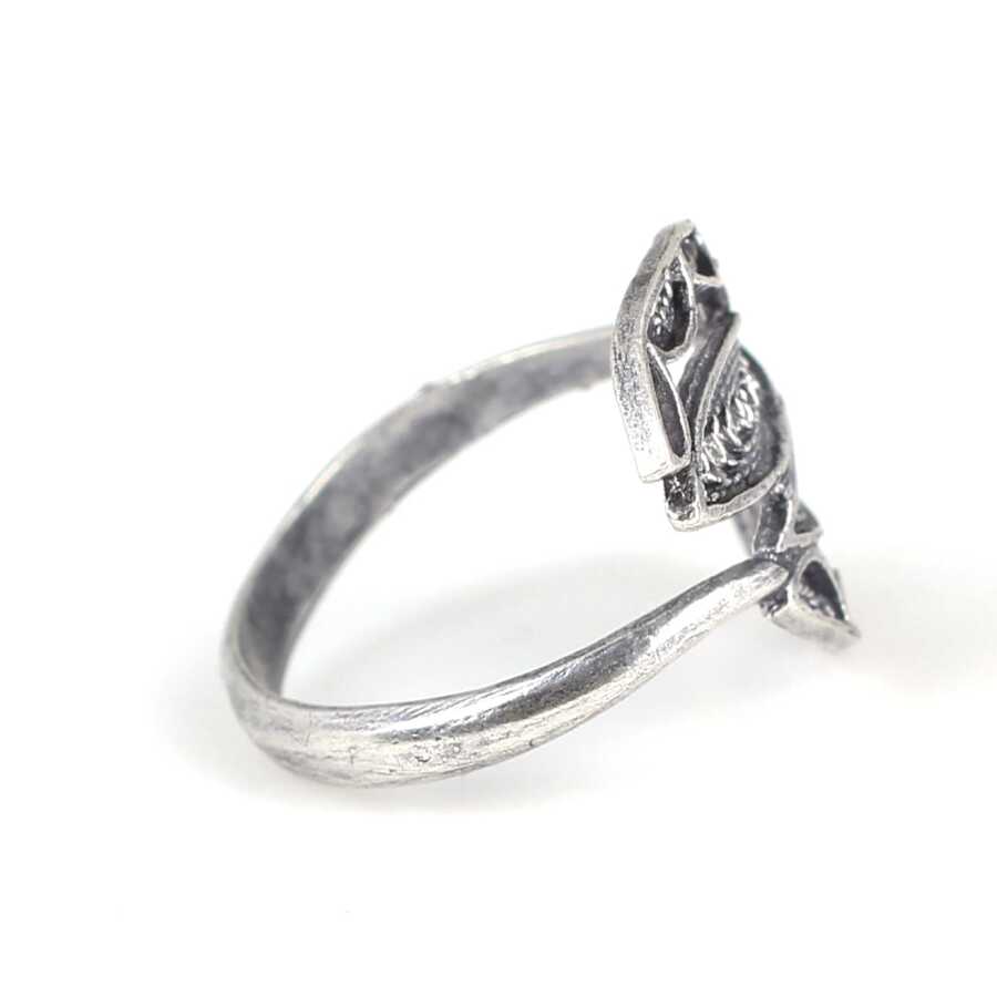 925 Sterling Silver Filigree Leaf Ring - Artisan Crafted Design