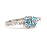 Bague délicate en argent sterling avec trèfle et zircon de couleur tanzanite