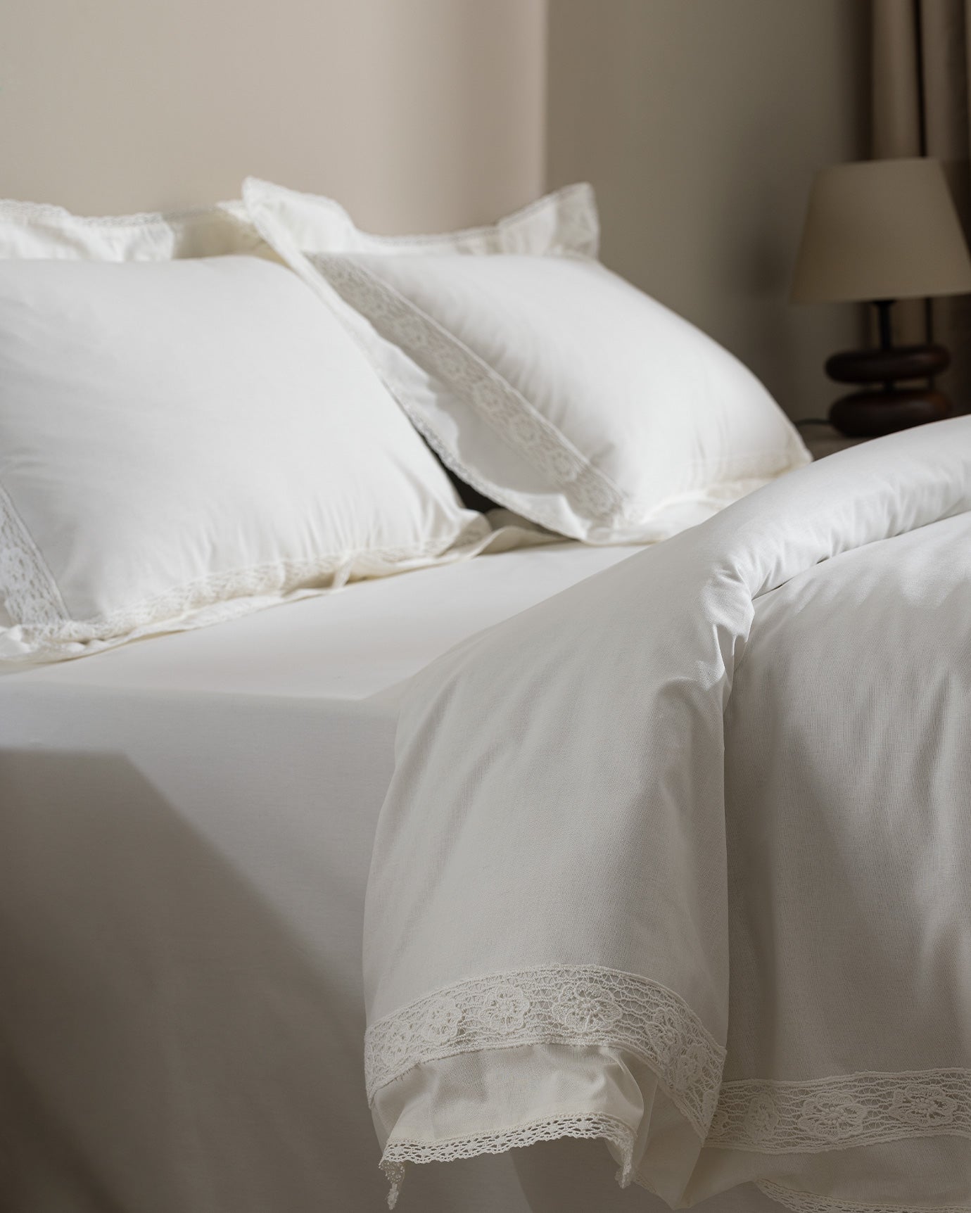 Kaviera King Size 100% Cotton Embroidered Duvet Cover Set