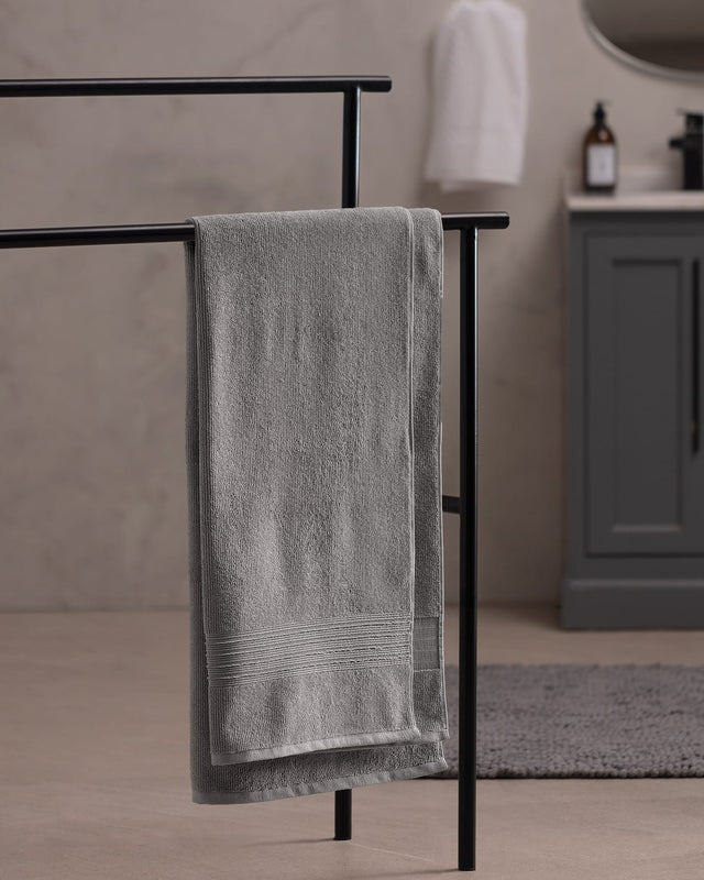 Luxury Striped Bath Towel - Premium Hotel Collection Dobby Weave
