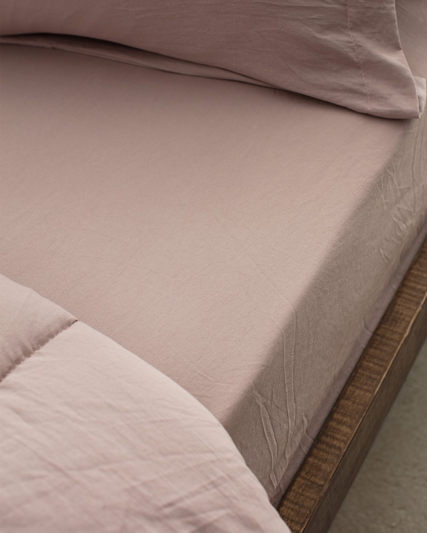 Blush Pink Full/Queen Complete Bedding Set