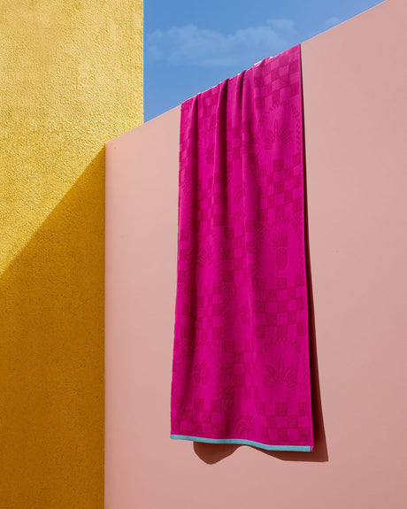 100% Cotton Beach Towel - Ultra Soft & Absorbent