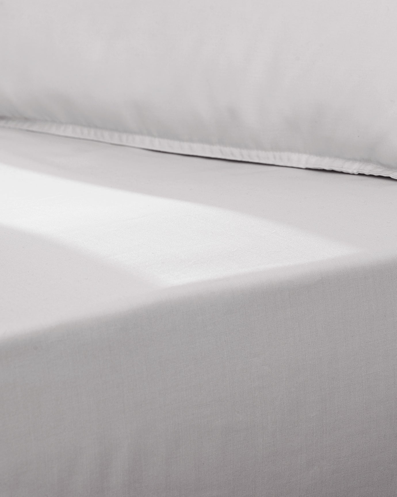 Loire Tencel Double Bedding Set - Ultra Soft Duvet Cover & Pillow Shams
