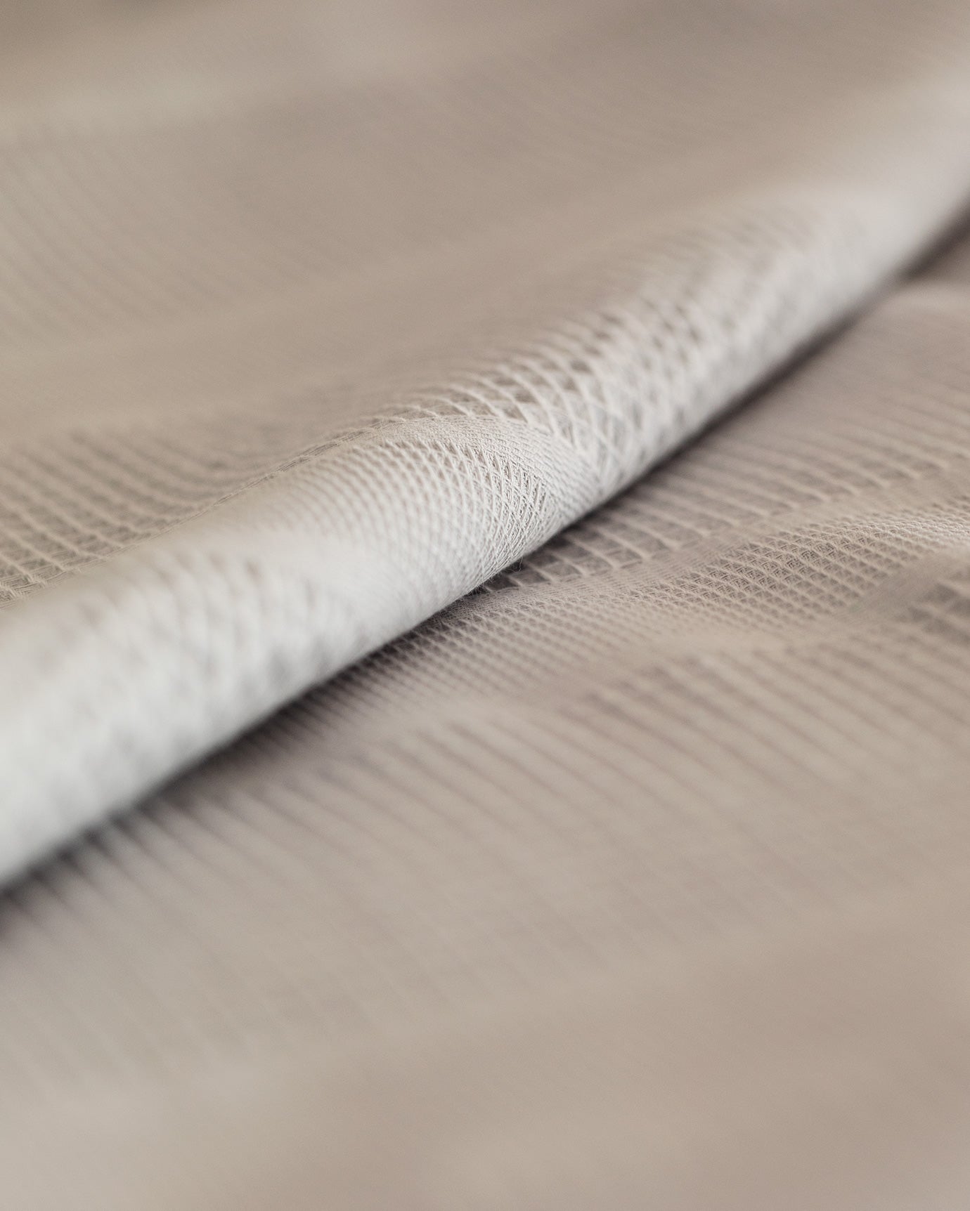 King Size Ecocell Lightweight Textured Bedspread