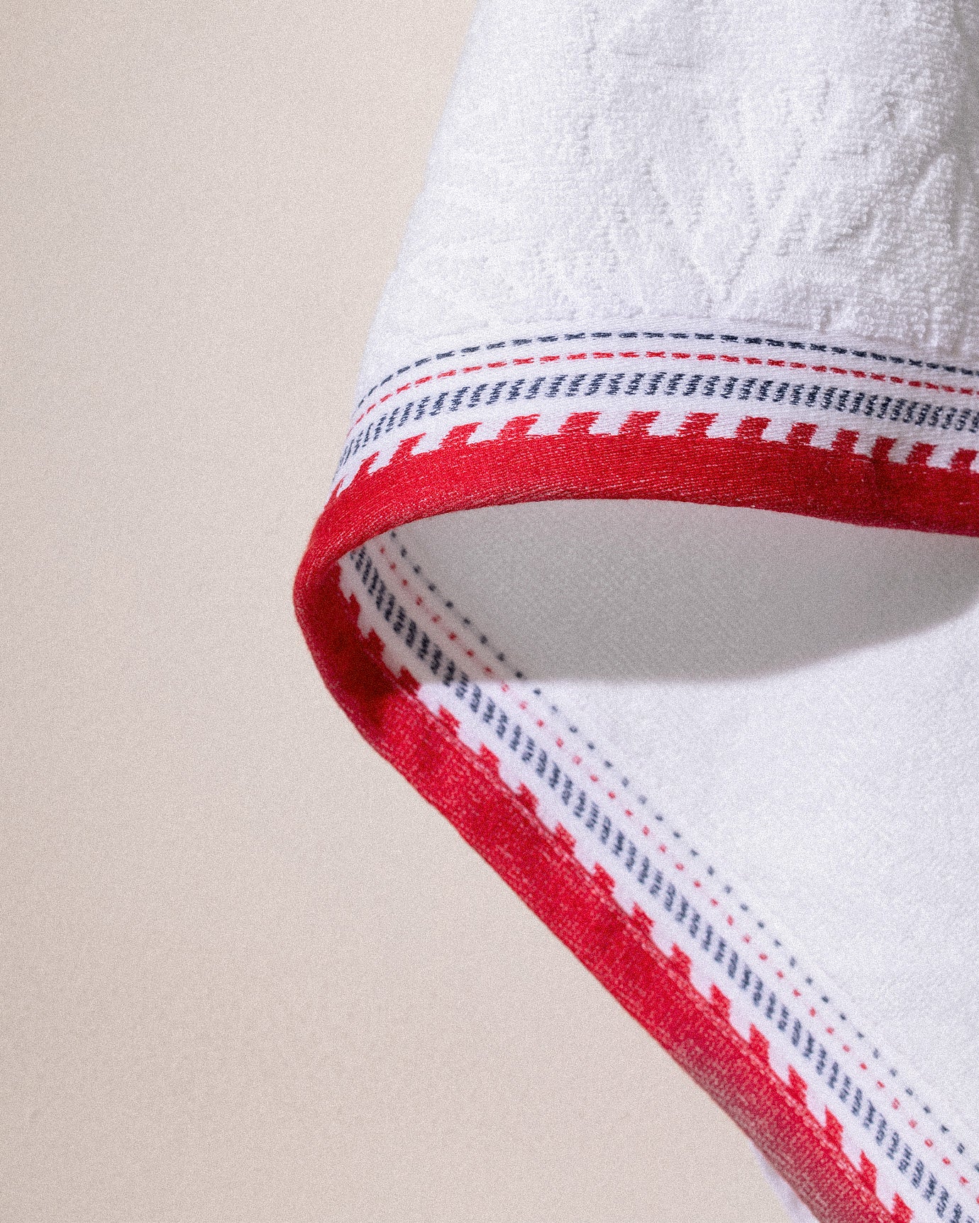 Perle 100% Cotton Luxurious Bath Towel
