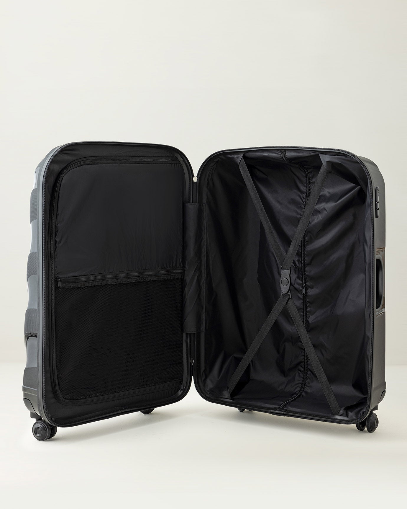 Large Black Hardside Rolling Travel Suitcase
