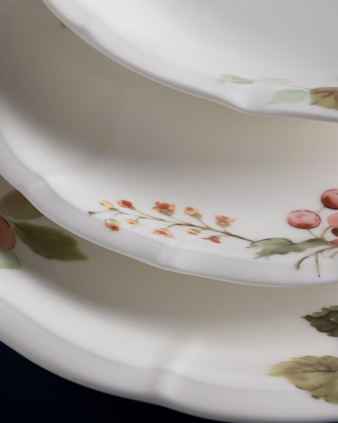 Fine Bone Porcelain 6-Person Dinner Set - Vibrant Colorful Pattern