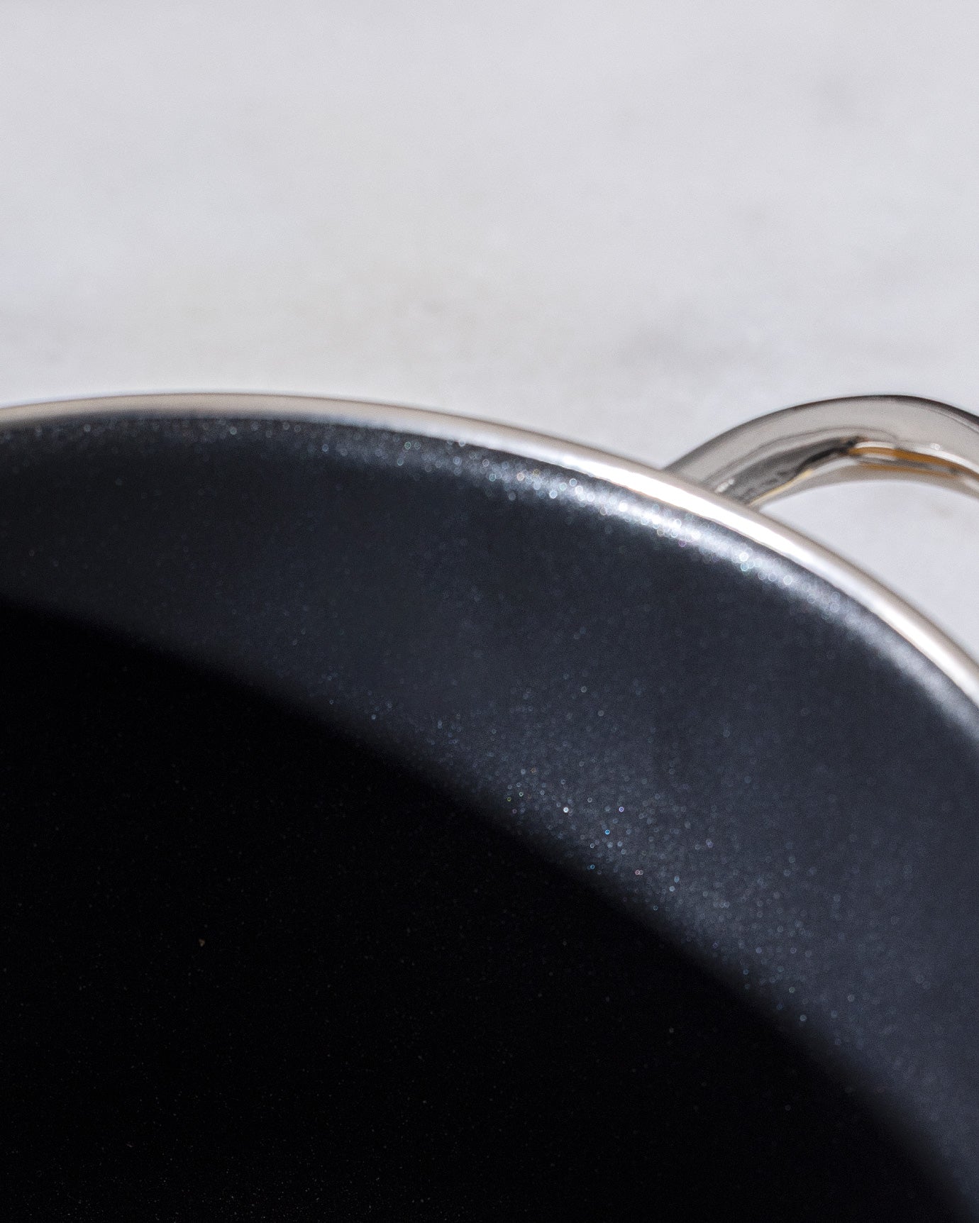 18 cm Titanium Enamel Deep Cooking Pot, Mustard