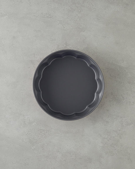 Professional-Grade-Flower-Carbon-Steel-Cake-Mold-Red-26CM