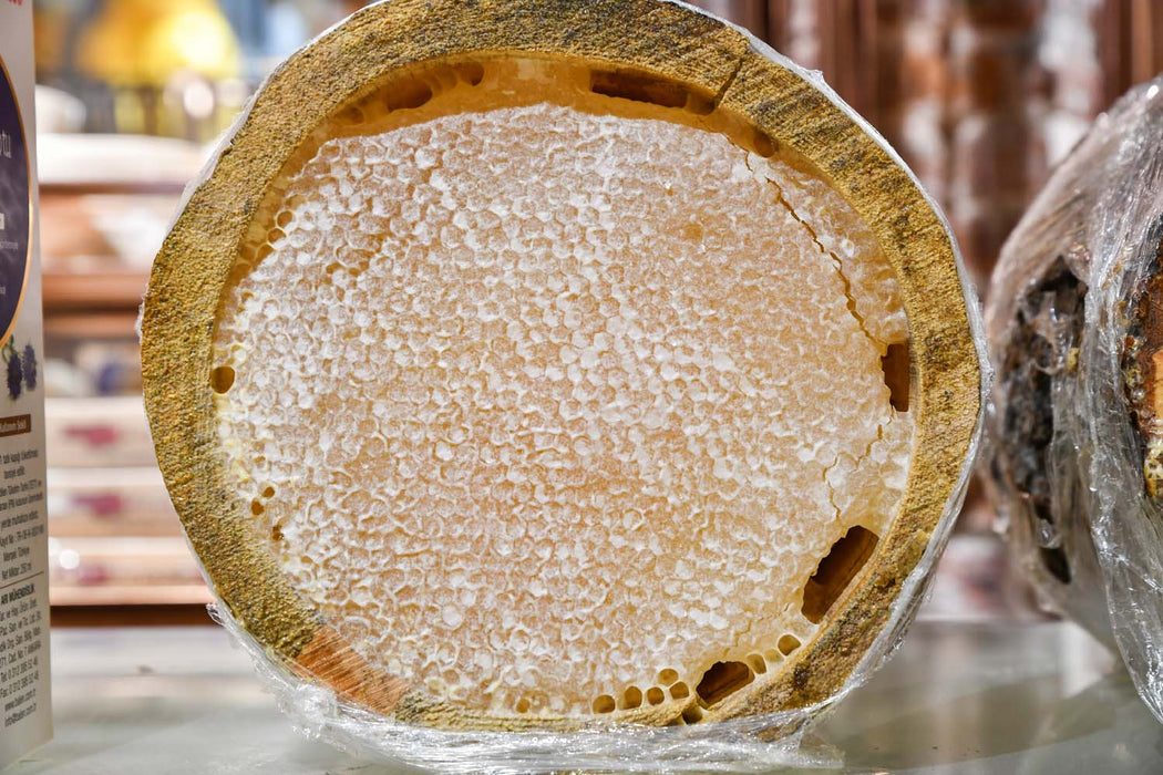 Balsev | Log Hive Karakovan Honeycomb Honey Balsev Honey