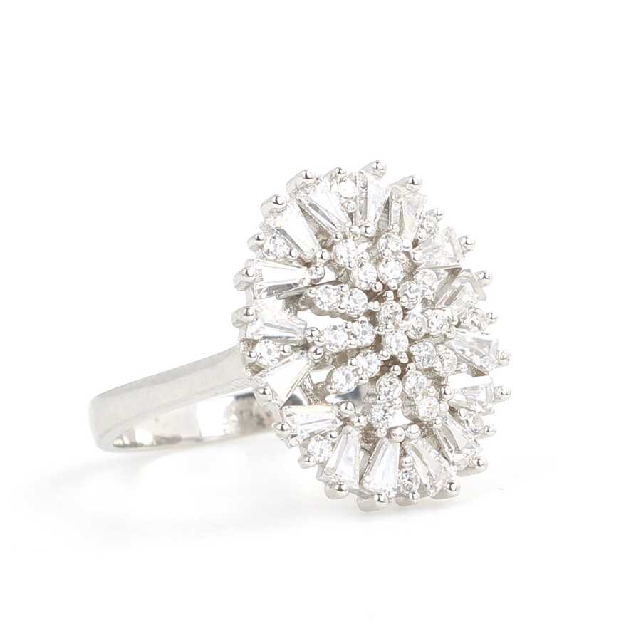 925 Sterling Silver Oval Baguette Zircon Ring - Contemporary Elegance