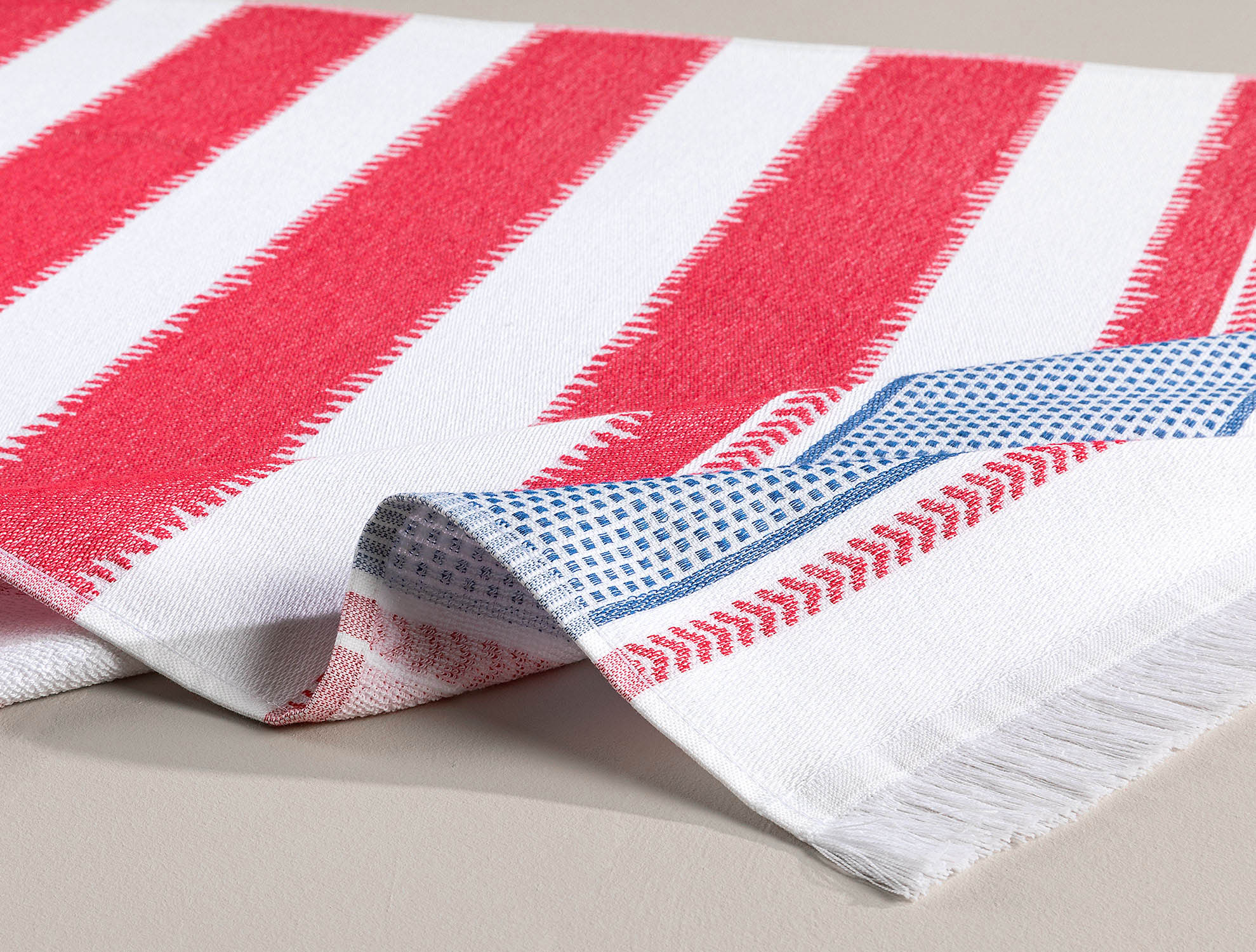 Chandler Oversized Beach Towel - Quick Dry Pool & Travel Towel