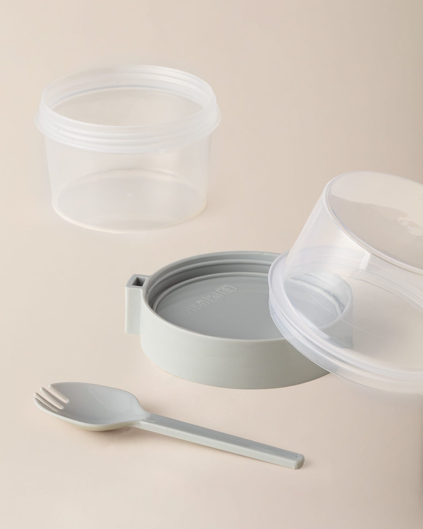 Portable Snack Container with Spoon, 400ml Food Storage Box, Soft Green