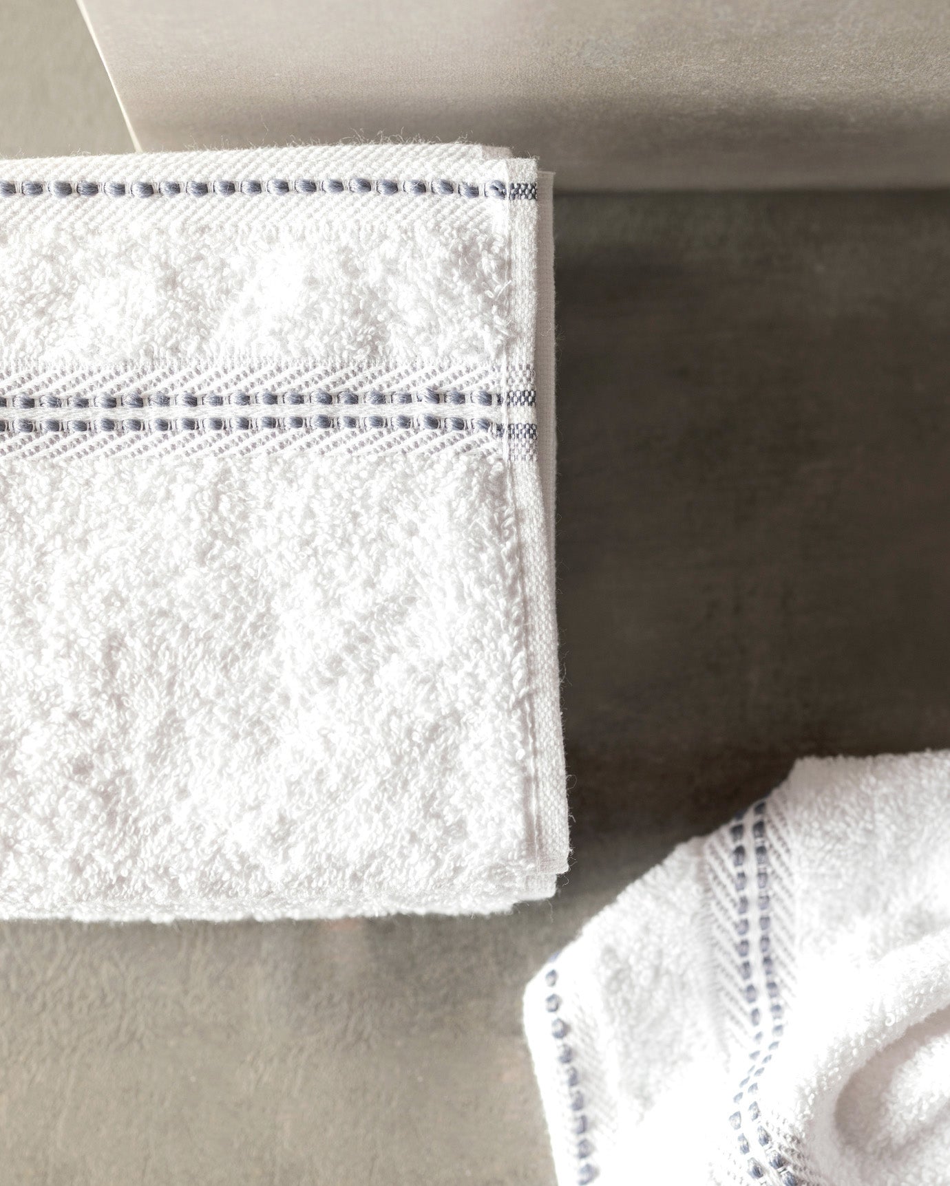 Premium 100% Cotton Hand Towel Set - 4 Pack - White & Gray