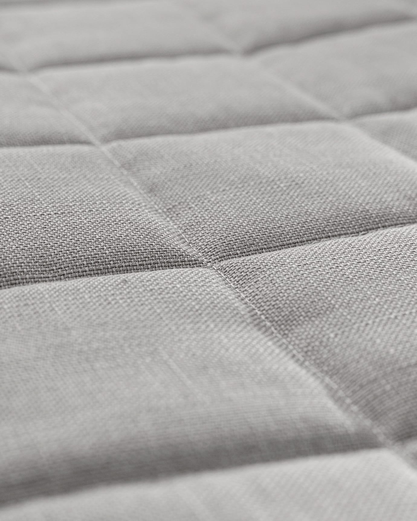 Polyester Bed Runner & Pillow Cover Set - Sillage Luxury Collection