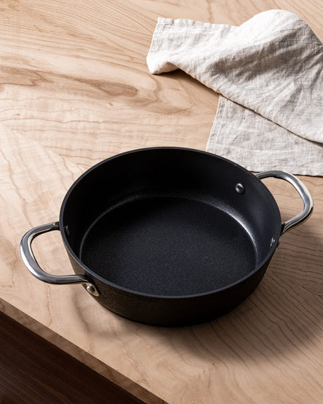 Noir Titanium Nonstick Frying Pan - 22 cm