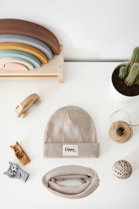 Beige Ribbed Baby Beanie & Neck Warmer Set - TryAladdin