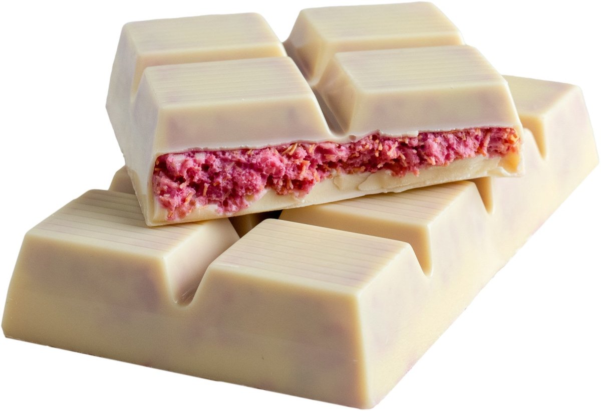 Beirut Chocolate: White Chocolate with Crispy Kadayif and Red Berry Filling