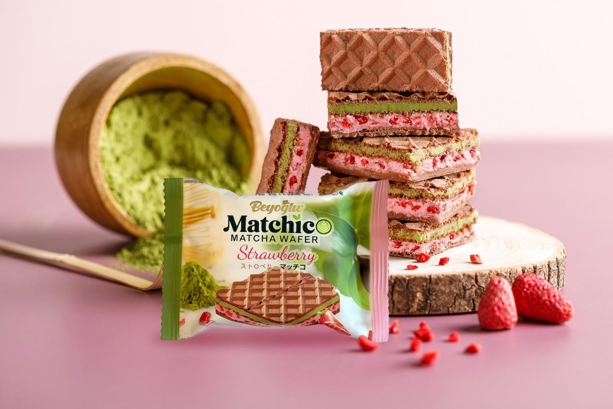 Beyoglu Matchico Premium Matcha Wafer - Strawberry Cream - 32g - TryAladdin