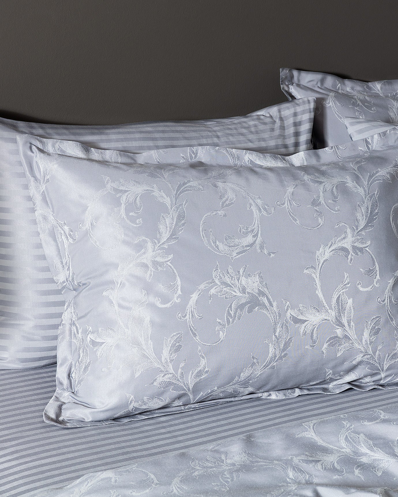 Premium Cotton Blend King Size Duvet Cover Set - Jacquard Satin