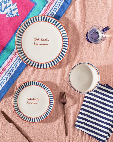 New Bone 2-Person Dinner Set - Vibrant Formulaire Pattern