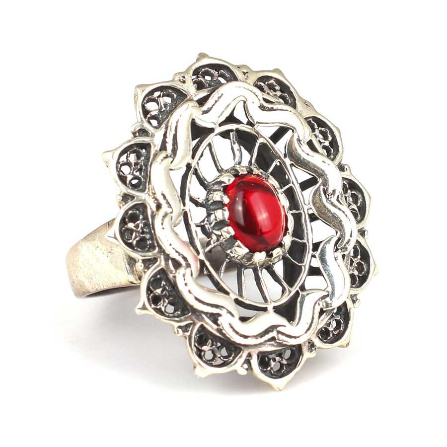 925 Sterling Silver Filigree Ring with Vibrant Ruby-Red Stone