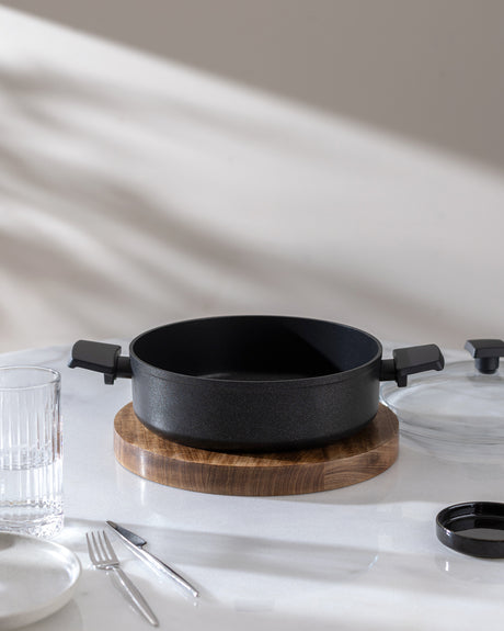 Titanium Non-Stick Shallow Casserole Pot, Black, 26 cm