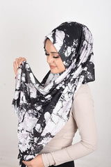 Black & White Patterned Lycra Pleated Ready Shawl - TryAladdin