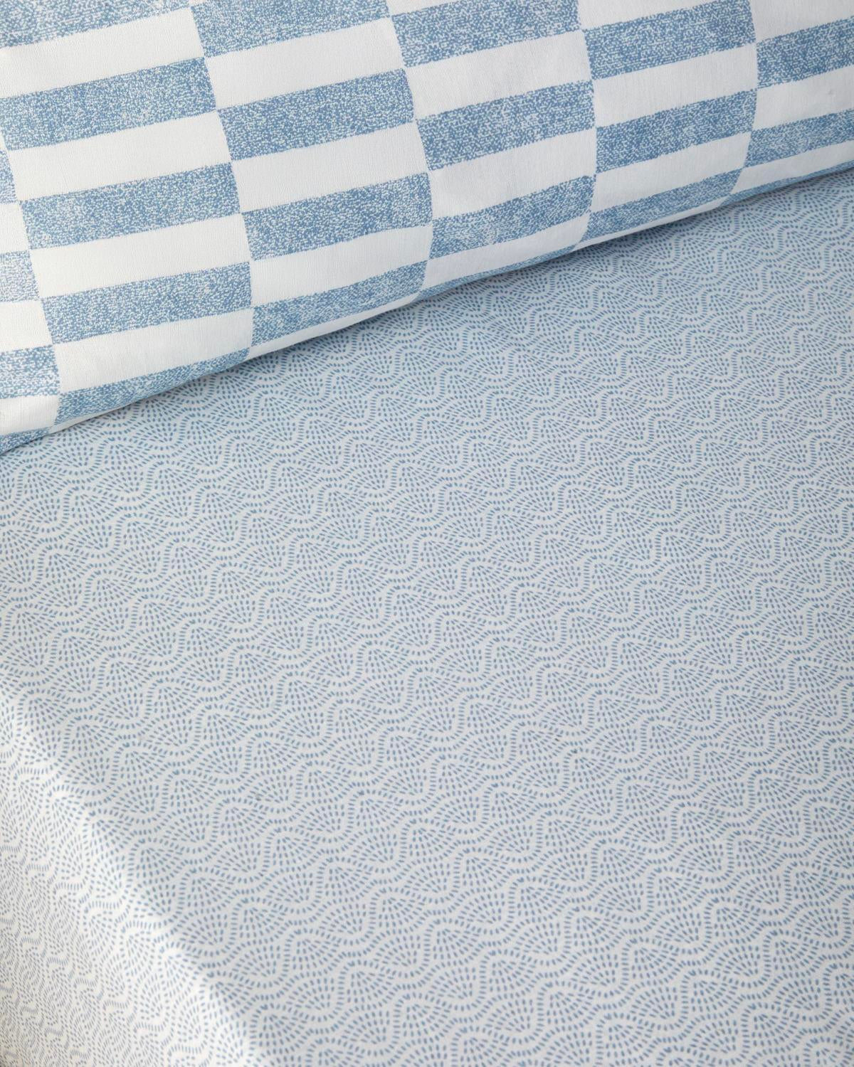 Professional Single Easy Iron Duvet Cover Set Block Dots Blue