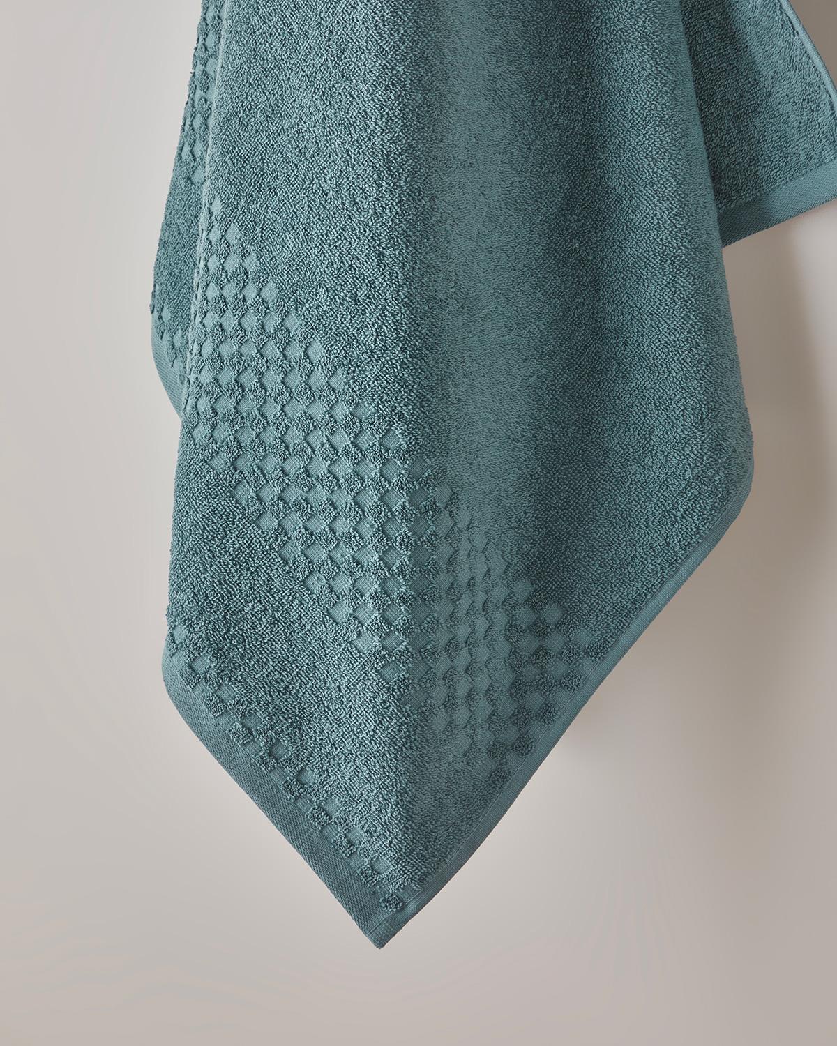 Premium Cotton Border Check Bath Towel