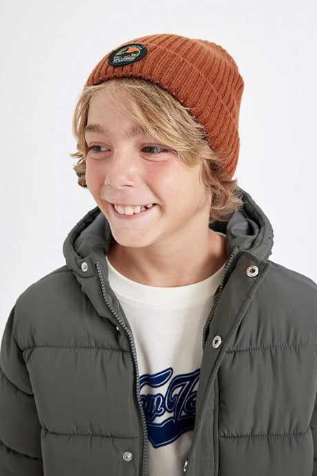 Boy's Ribbed Knitted Beanie - Standard Size with Patch - TryAladdin