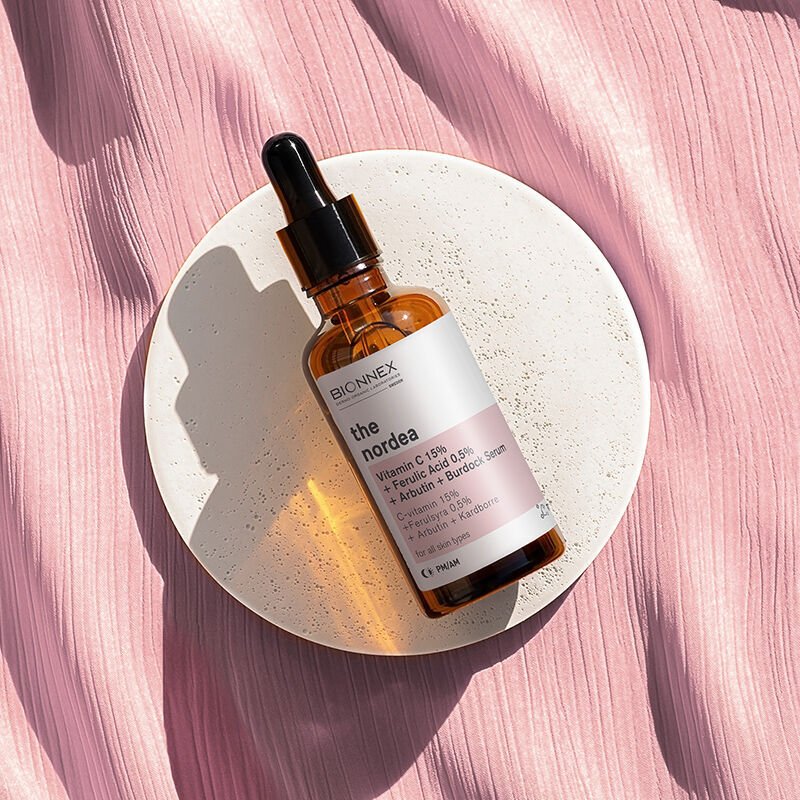 Brightening & Anti - Aging Vitamin C Serum with Nordic Botanicals - TryAladdin