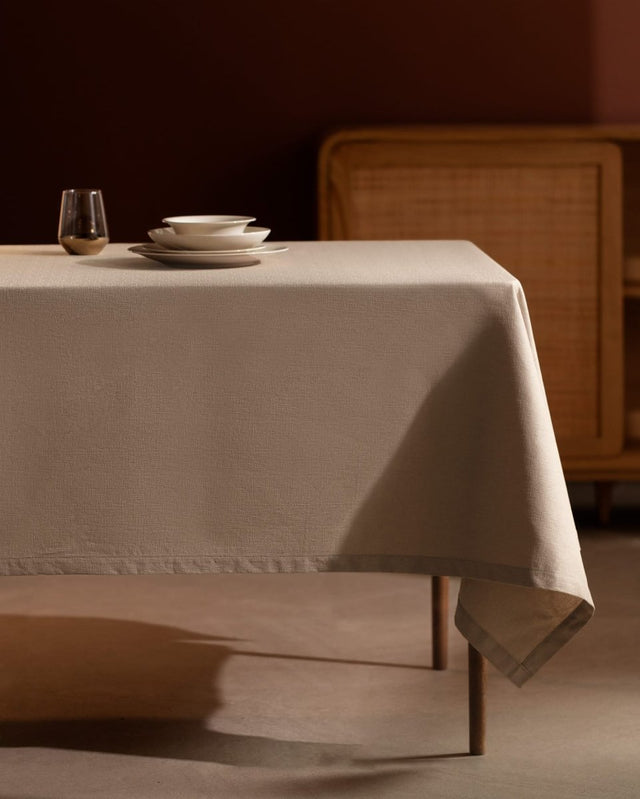 Brume Patterned Tablecloth, Elegant Dining Room Decor - TryAladdin